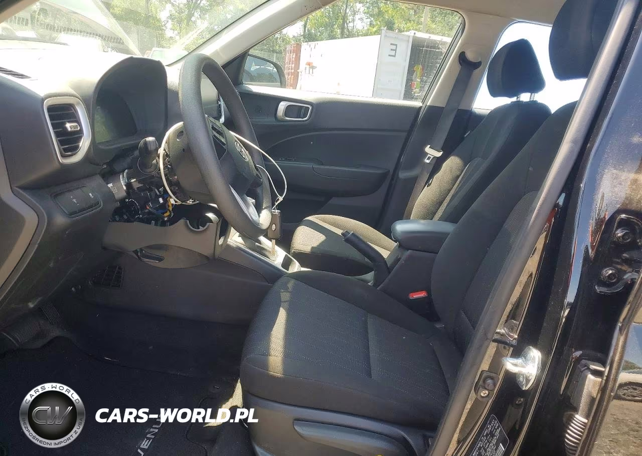 2025 Hyundai Venue Se VIN:KMHRB8A35SU412382 - 7