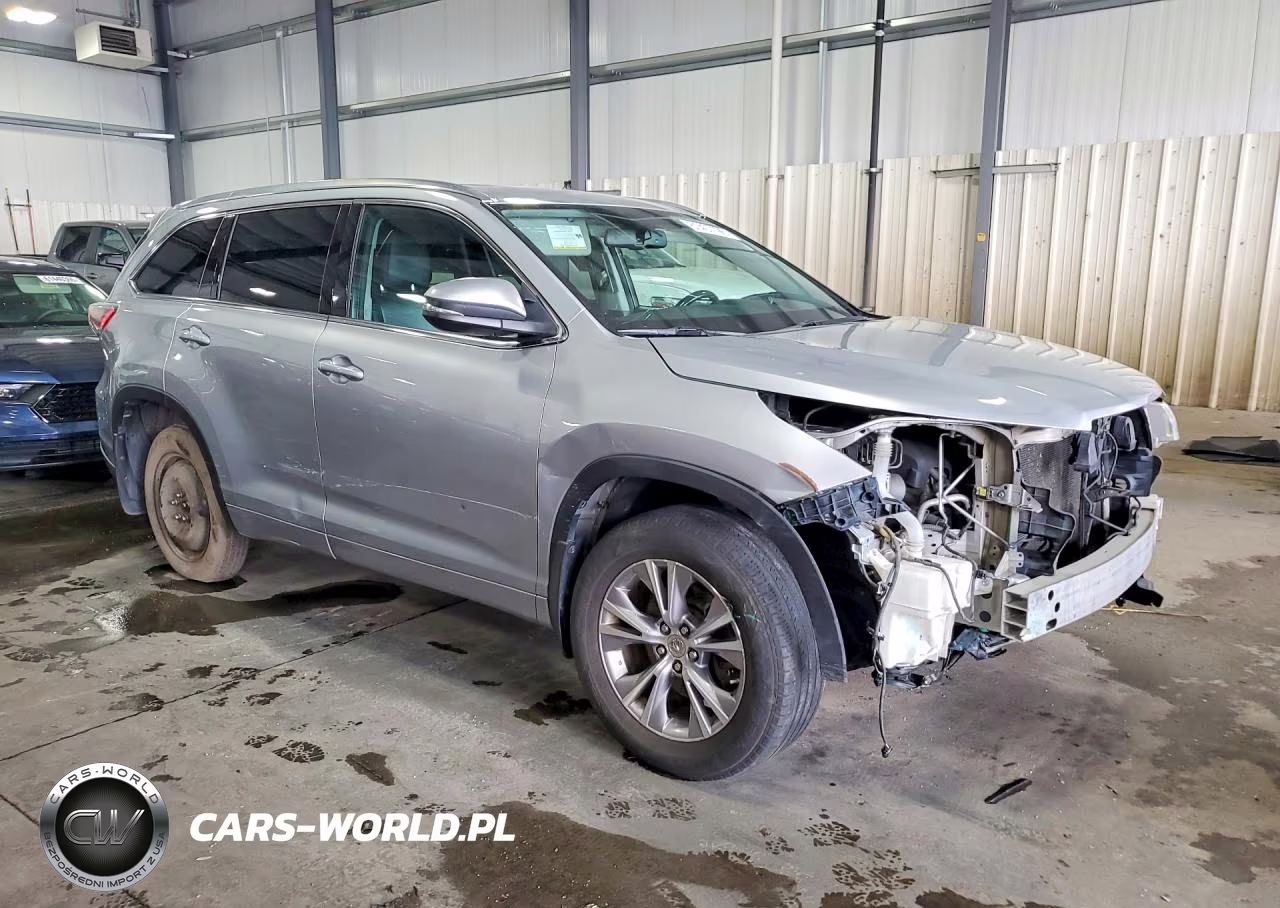 2015 Toyota Highlander Xle VIN:5TDJKRFH6FS178193 - 4