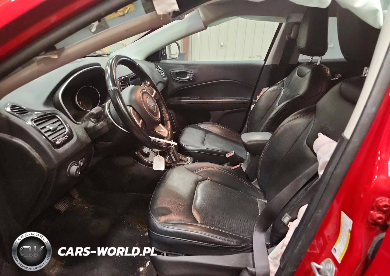 2019 Jeep Compass Limited VIN:3C4NJDCB2KT854582 - 7