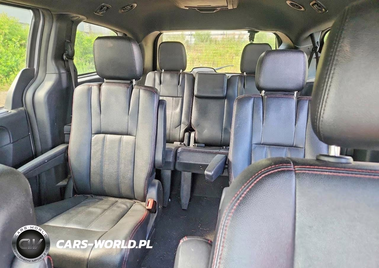 2019 Dodge Grand Caravan Gt VIN:2C4RDGEG7KR677453 - 10