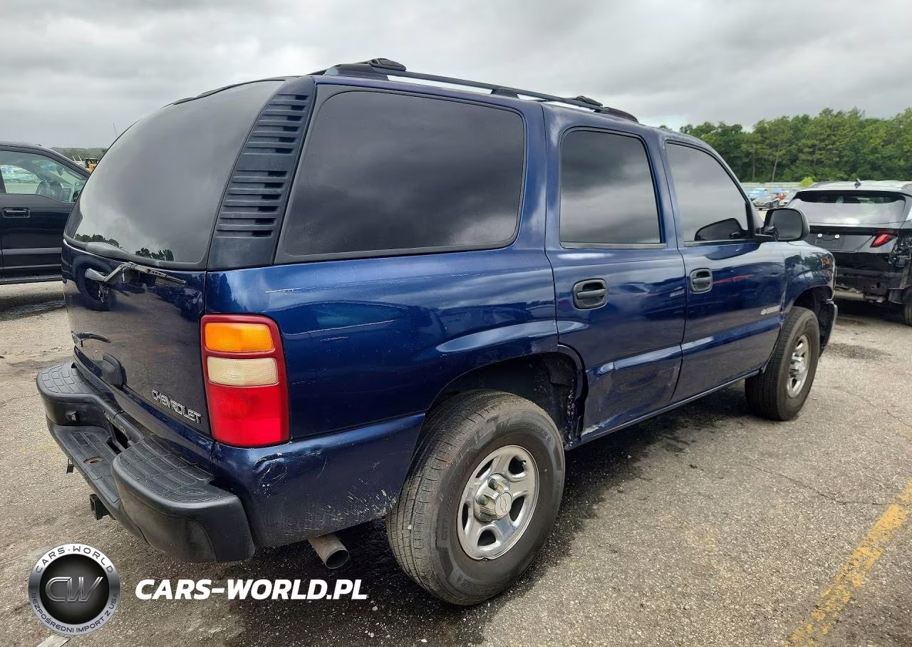 2003 Chevrolet Tahoe C1500 VIN:1GNEC13V73R117219 - 3