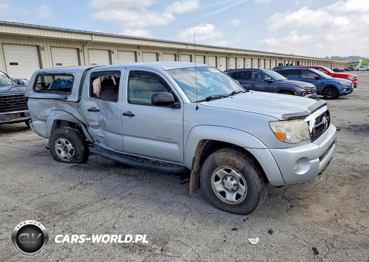 2011 Toyota Tacoma Double Cab VIN:3TMLU4EN1BM061113 - 4