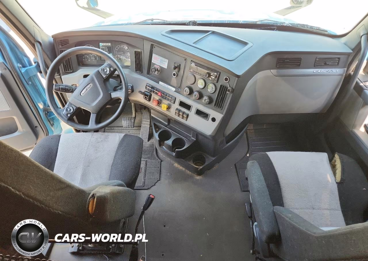 2020 Freightliner Cascadia 126 Semi Truck VIN:3AKJHHDR9LSLS2706 - 8