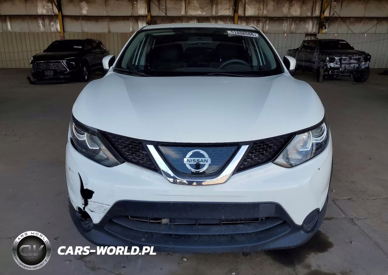 2018 Nissan Rogue Sport S VIN:JN1BJ1CP6JW157229 - 5