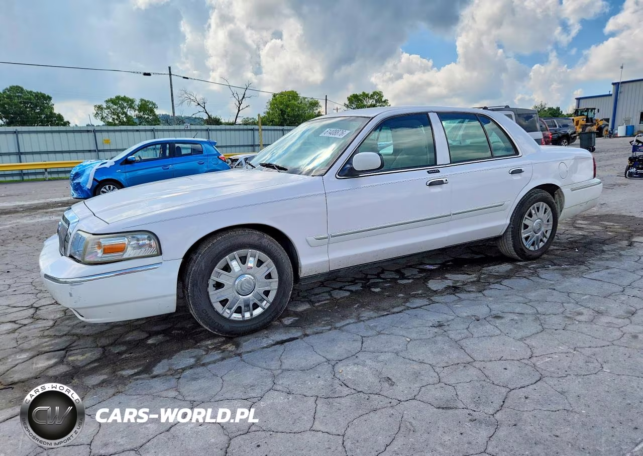 2008 Mercury Grand Marquis Gs – zdjęcie 1 z 12