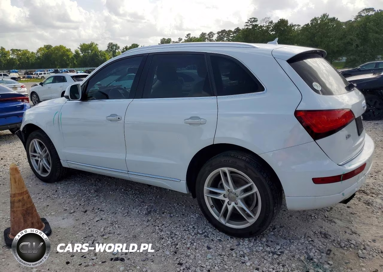 2015 Audi Q5 Premium Plus VIN:WA1LFAFP8FA028843 - 2