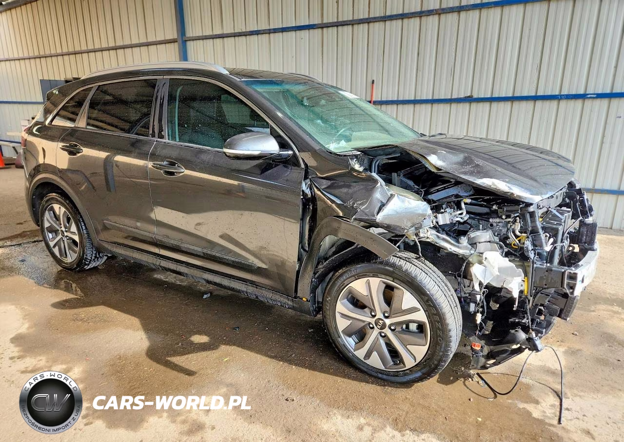2020 Kia Niro Ex VIN:KNDCC3LG6L5070592 - 4