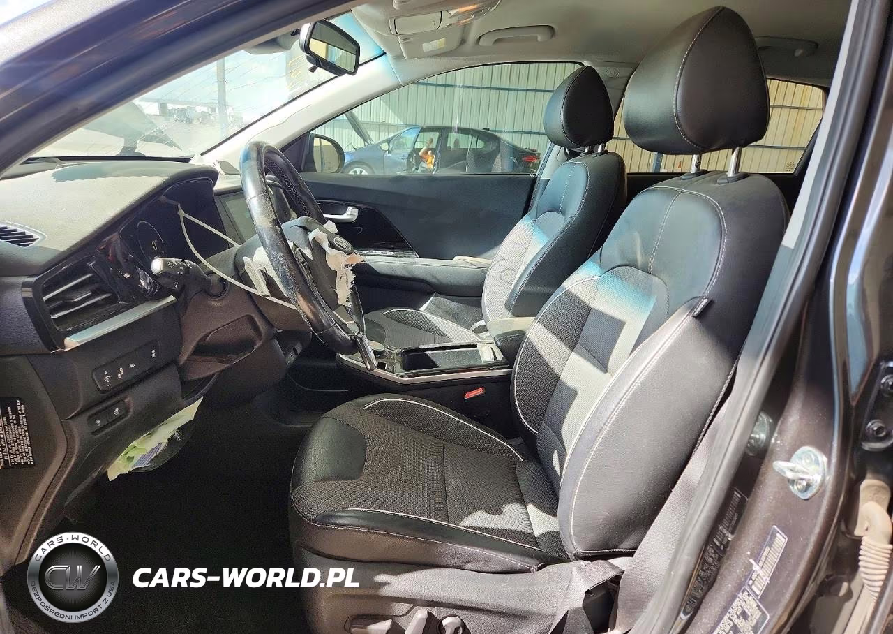 2020 Kia Niro Ex VIN:KNDCC3LG6L5070592 - 7