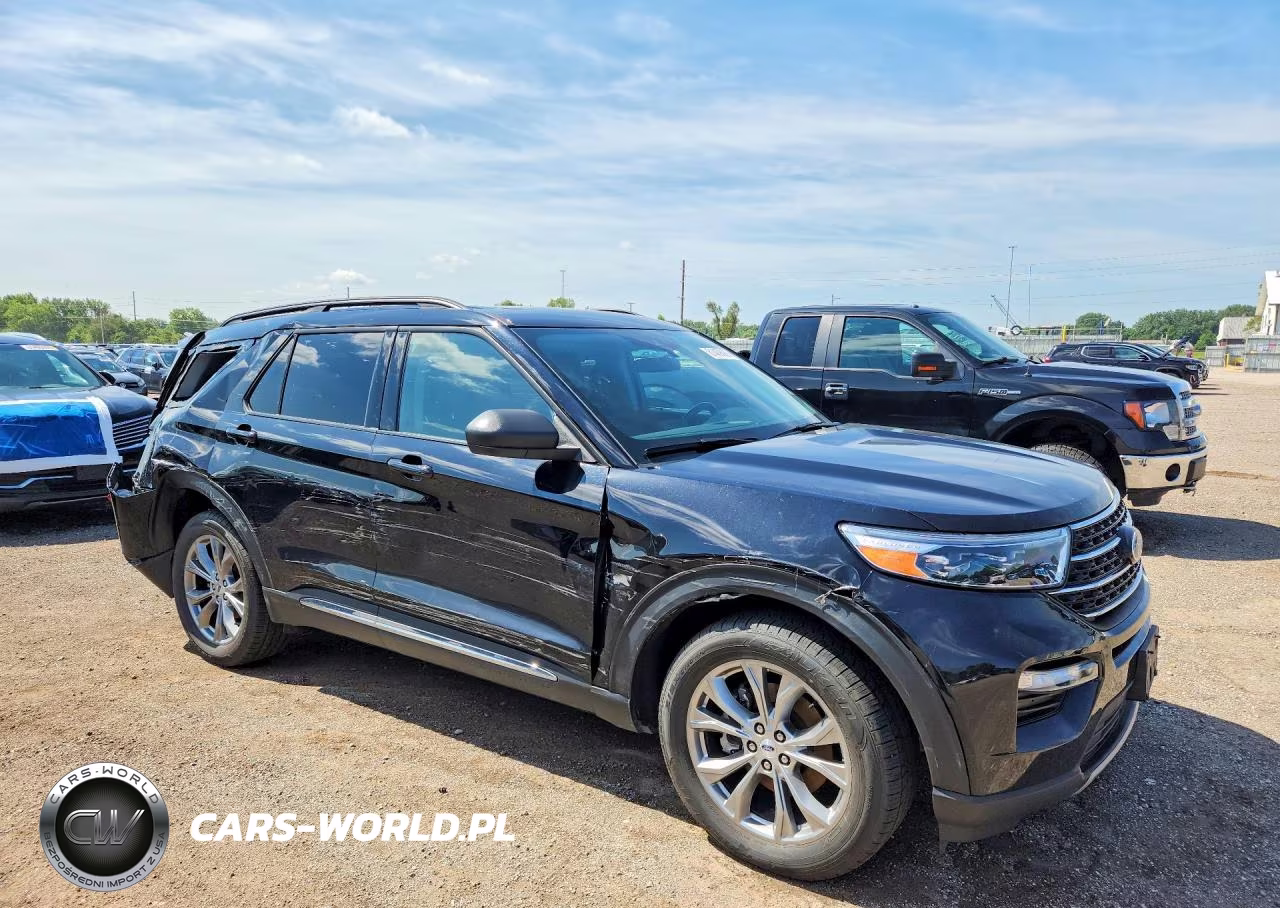 2023 Ford Explorer Xlt VIN:1FMSK8DH6PGA66325 - 4
