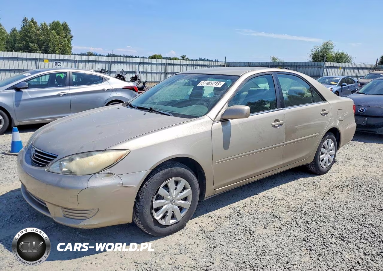 2005 Toyota Camry Le