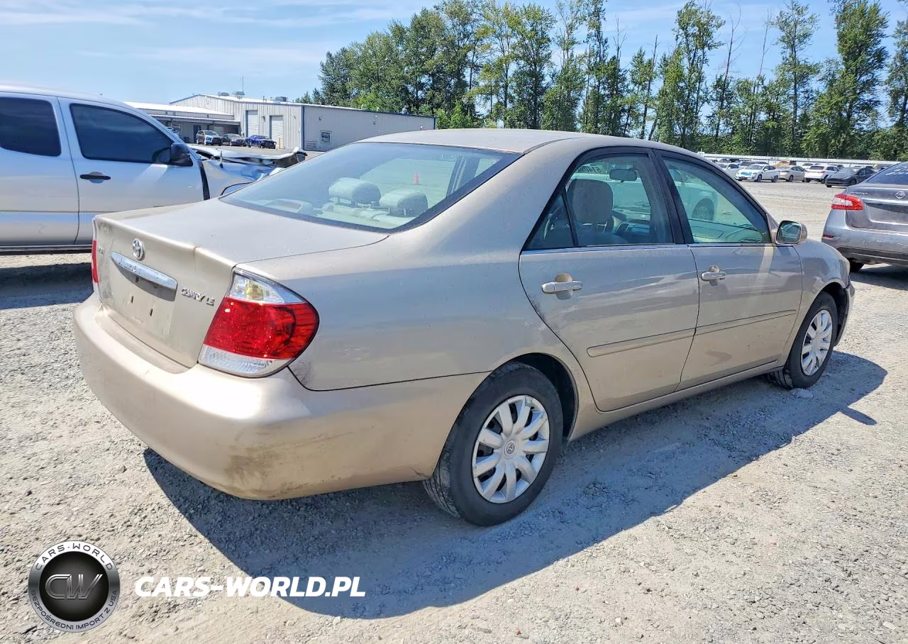 2005 Toyota Camry Le VIN:4T1BE32K05U072502 - 3