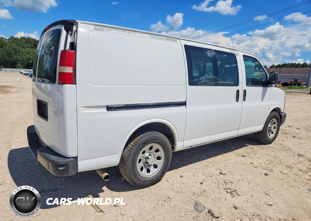 2012 Chevrolet Express G1500 VIN:1GCSGAFX6C1179755 - 3