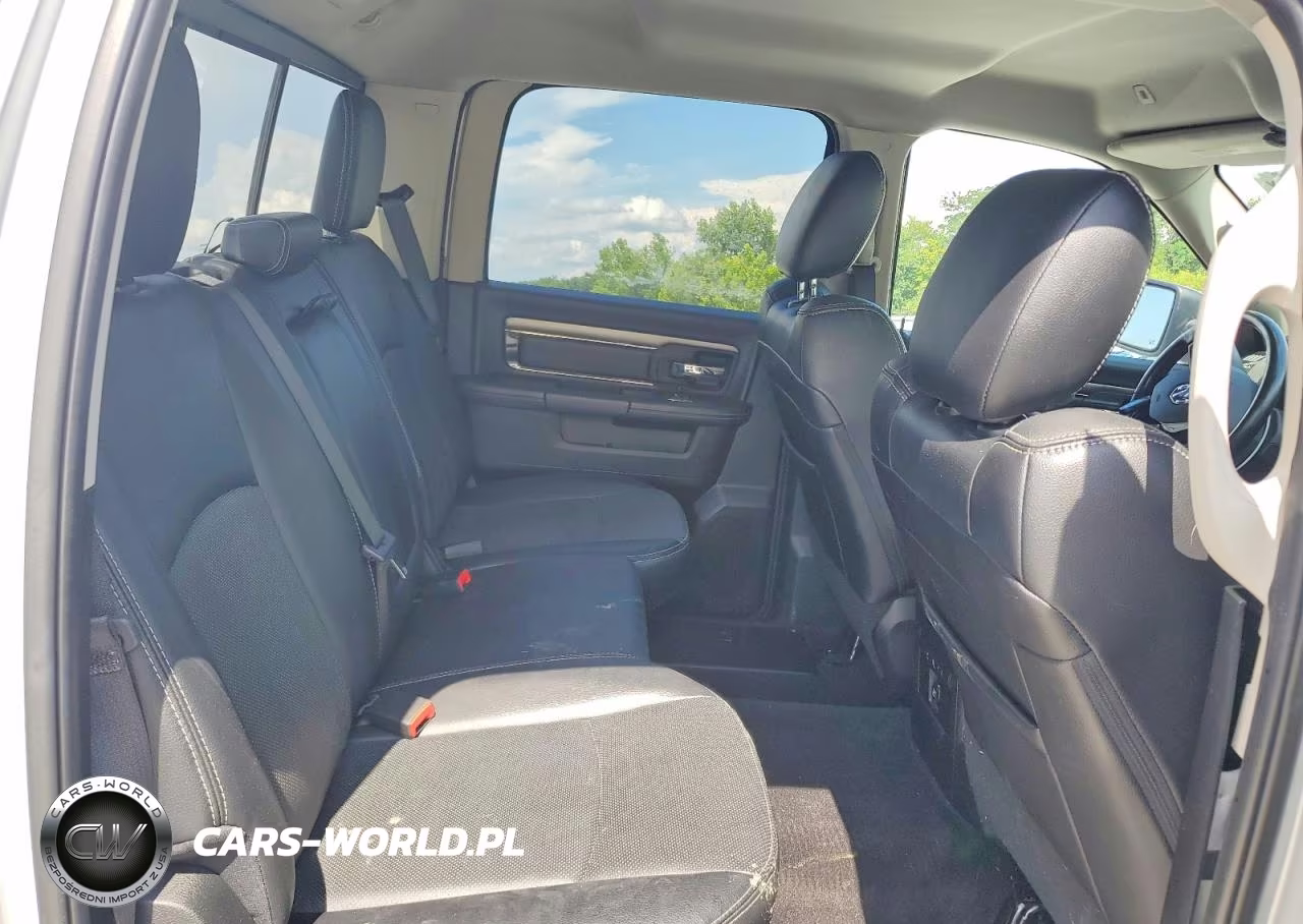 2017 Ram 1500 Sport VIN:1C6RR7MT5HS828904 - 10