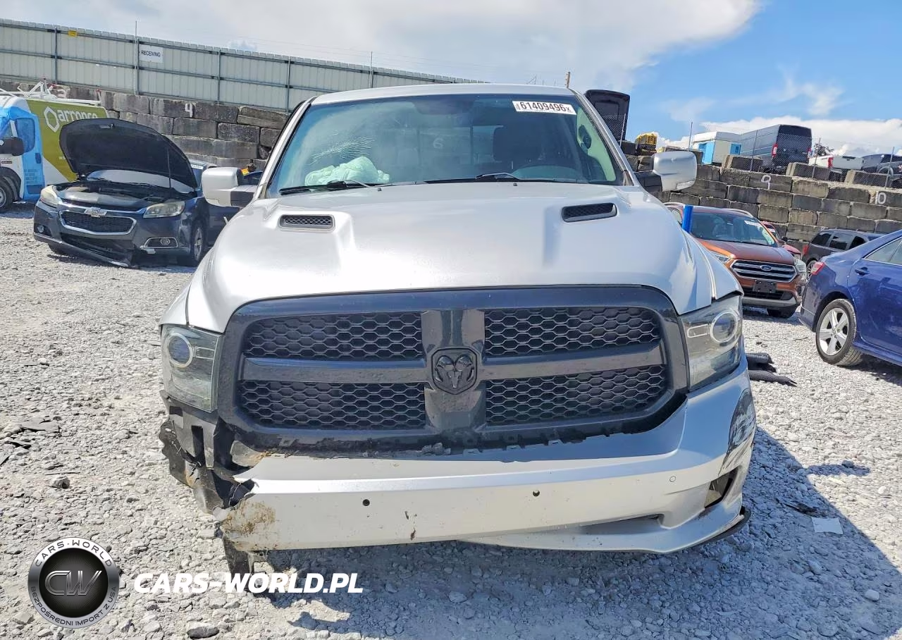 2017 Ram 1500 Sport VIN:1C6RR7MT5HS828904 - 5