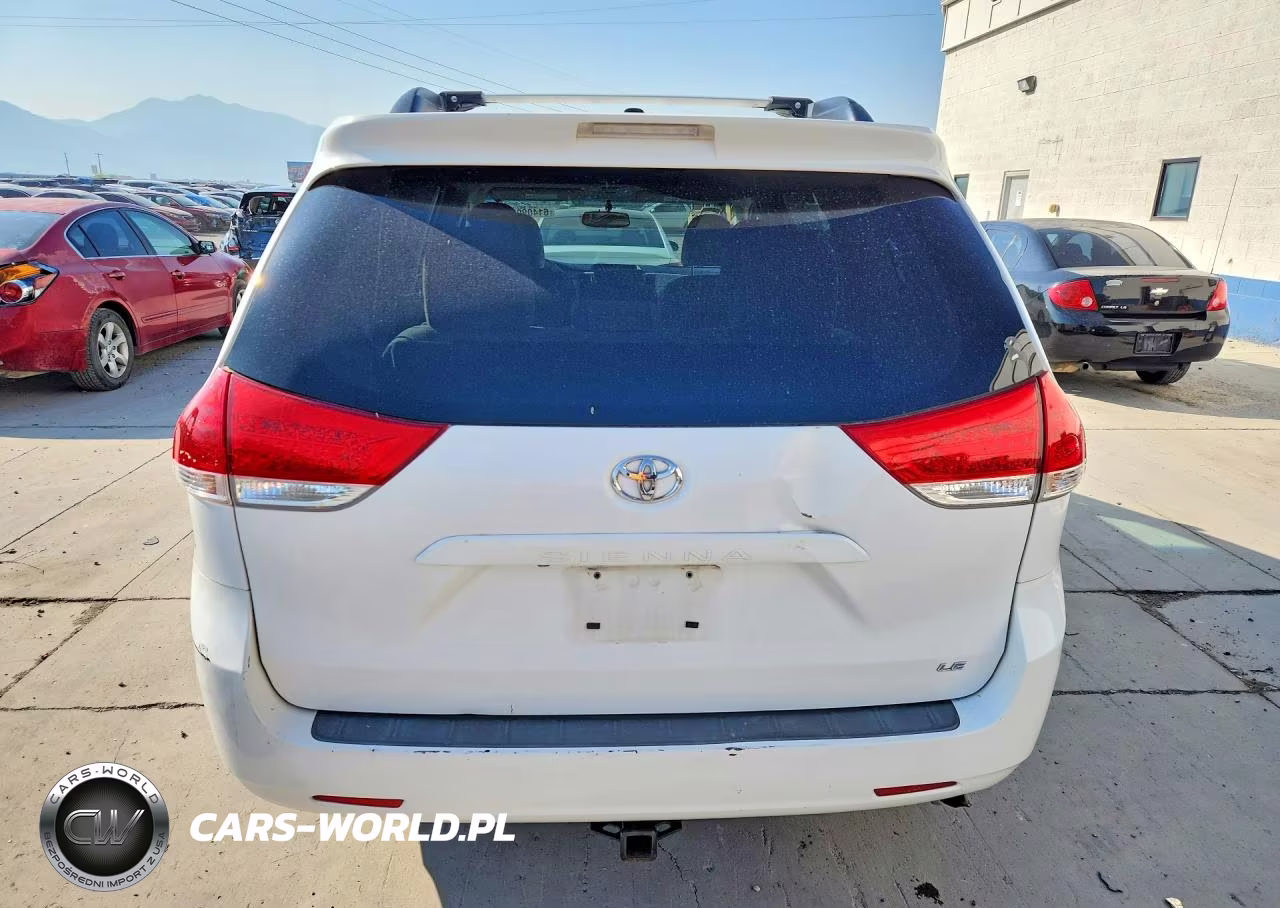 2011 Toyota Sienna Le VIN:5TDKK3DC9BS146695 - 6