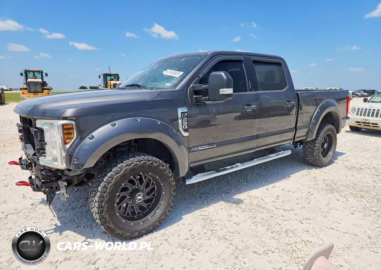 2018 Ford F250 Super Duty – zdjęcie 1 z 12