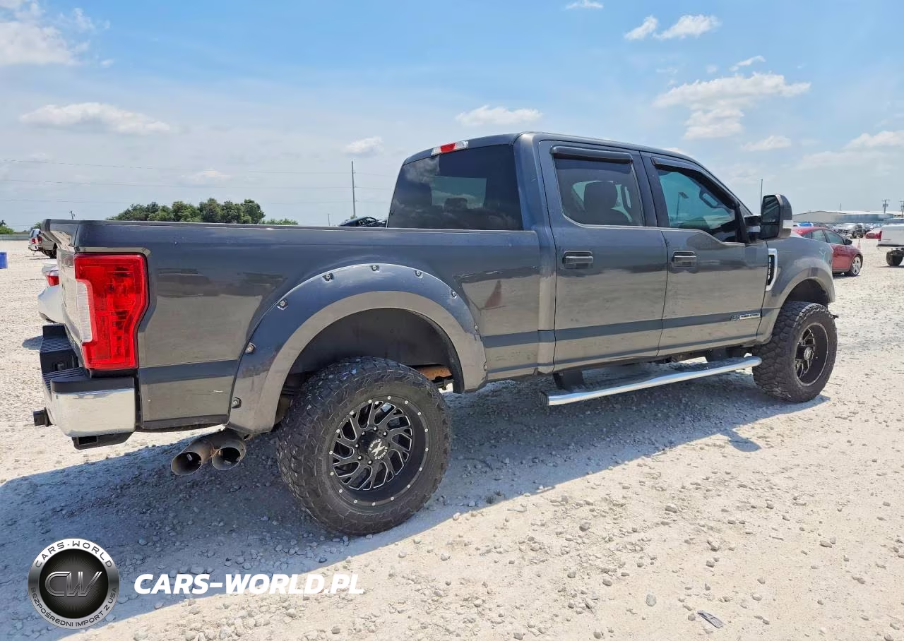 2018 Ford F250 Super Duty VIN:1FT7W2BT2JEB91067 - 3