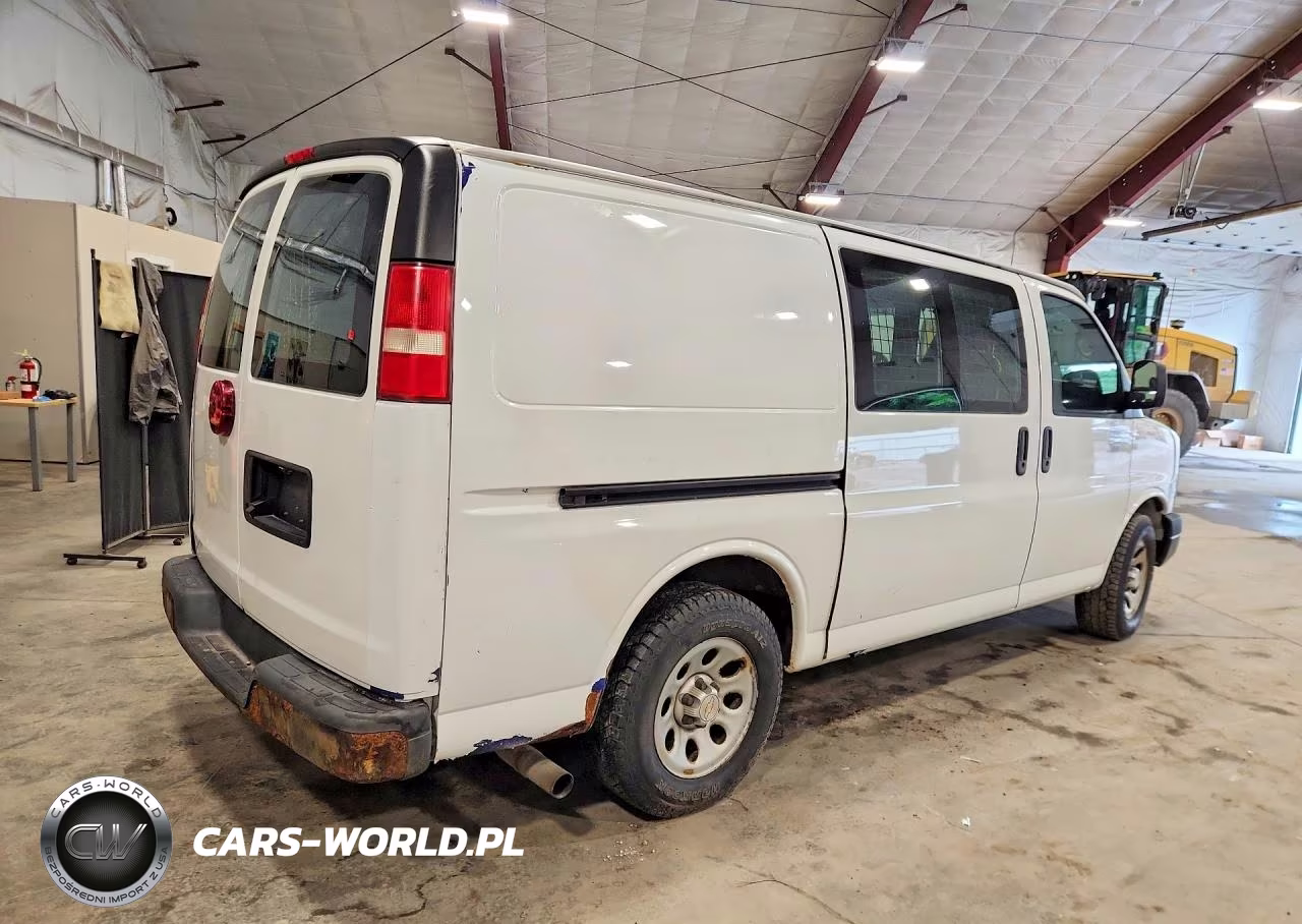2013 Chevrolet Express G1500 VIN:1GCSGAFX9D1157685 - 3
