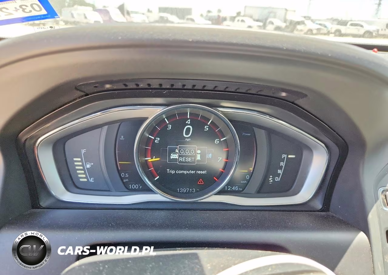 2016 Volvo Xc60 T5 Premier VIN:YV440MDK2G2849238 - 9