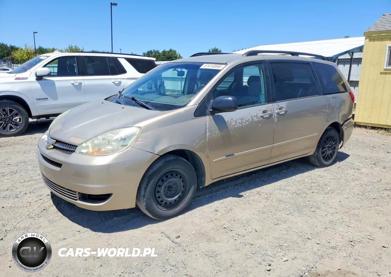2004 Toyota Sienna Le 7 Passenger