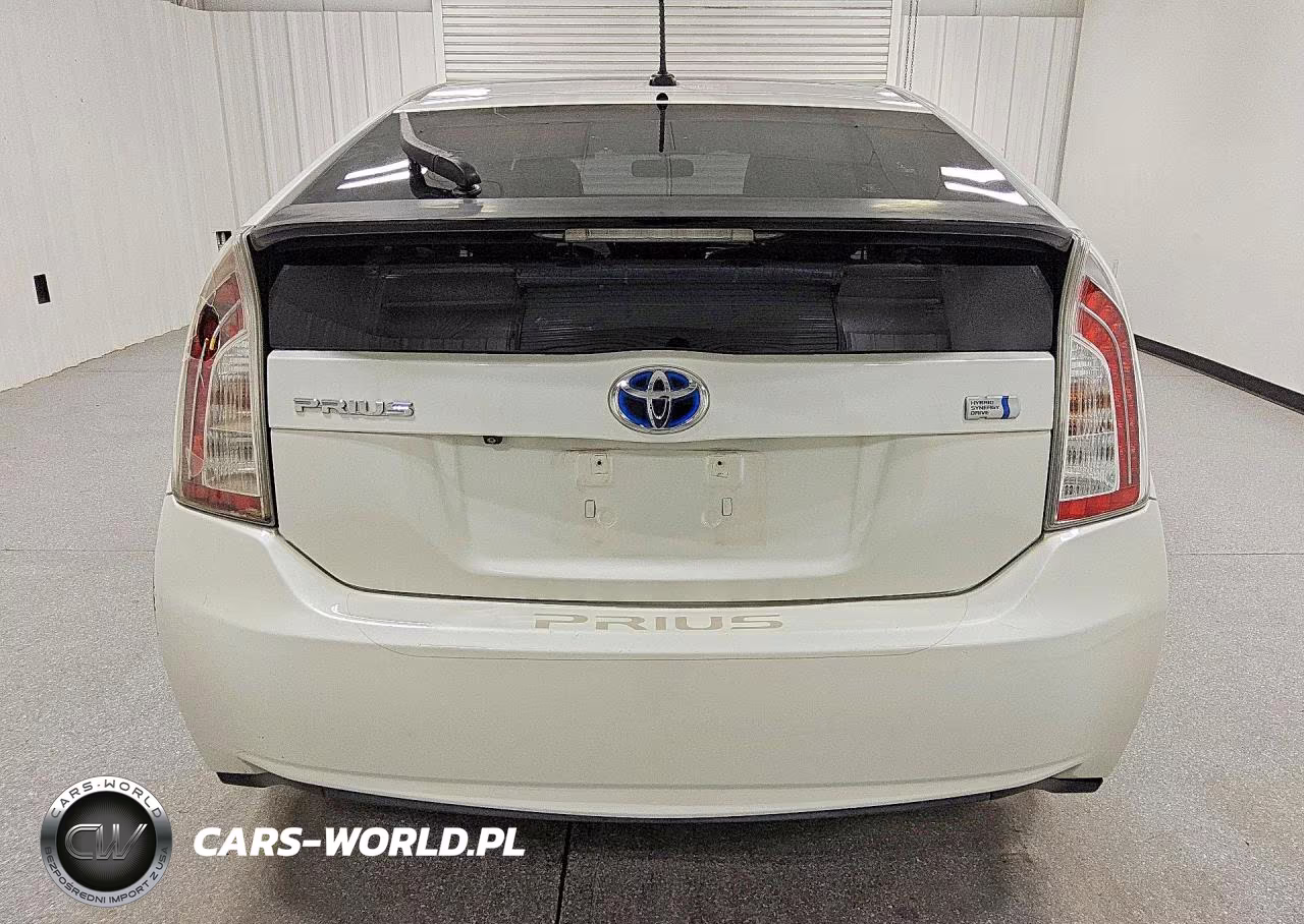 2014 Toyota Prius Three VIN:JTDKN3DU0E1826079 - 6