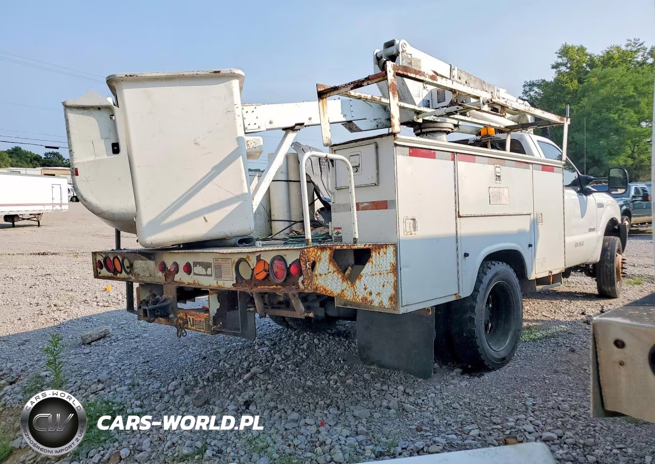 2005 Ford F550 Super Duty VIN:1FDAF56P75EB57289 - 3