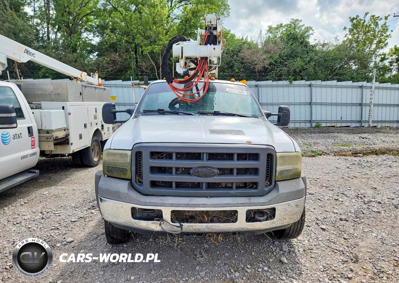 2005 Ford F550 Super Duty VIN:1FDAF56P75EB57289 - 5