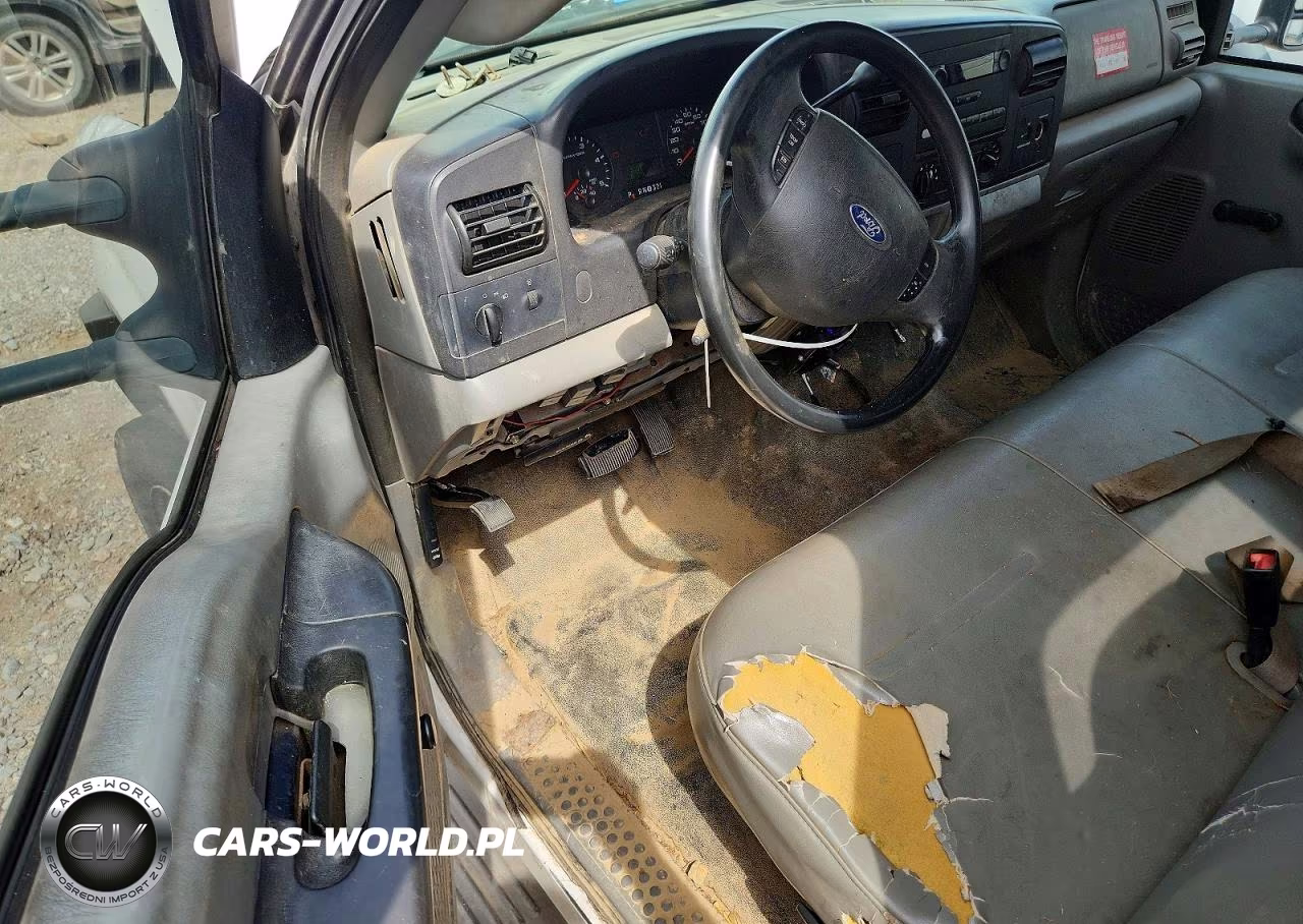 2005 Ford F550 Super Duty VIN:1FDAF56P75EB57289 - 8