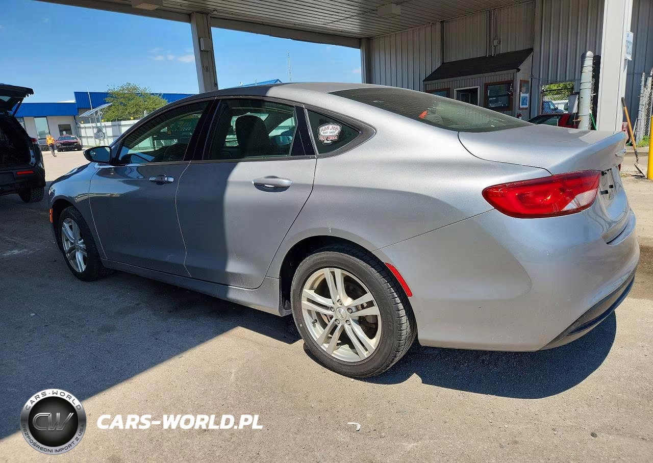 2015 Chrysler 200 Lx VIN:1C3CCCFBXFN623303 - 2