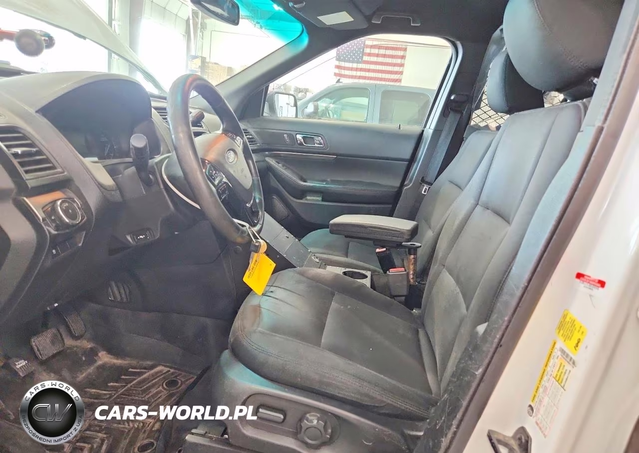 2017 Ford Explorer Police Interceptor VIN:1FM5K8AR4HGB41700 - 7