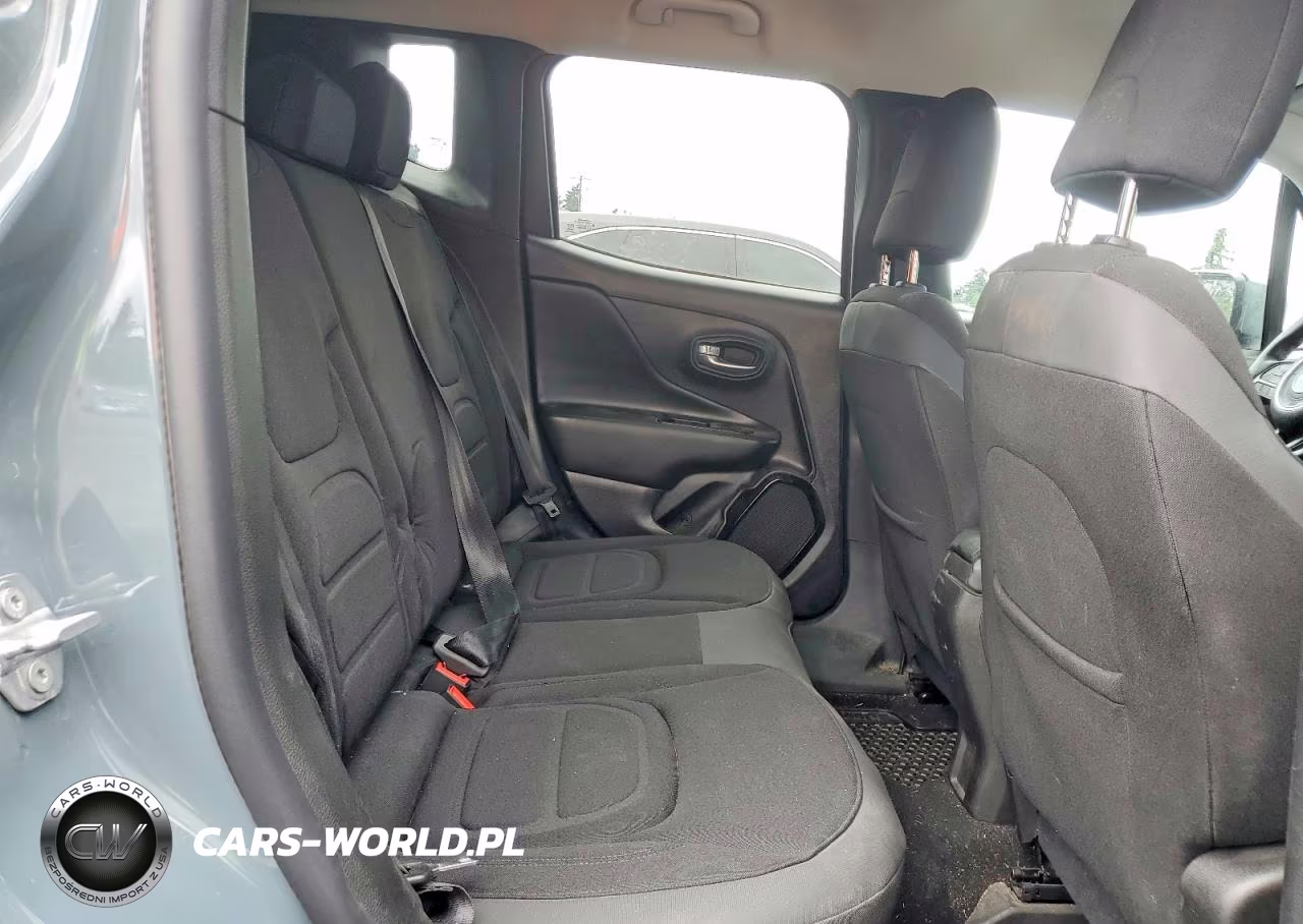 2017 Jeep Renegade Latitude VIN:ZACCJBBHXHPG06078 - 11
