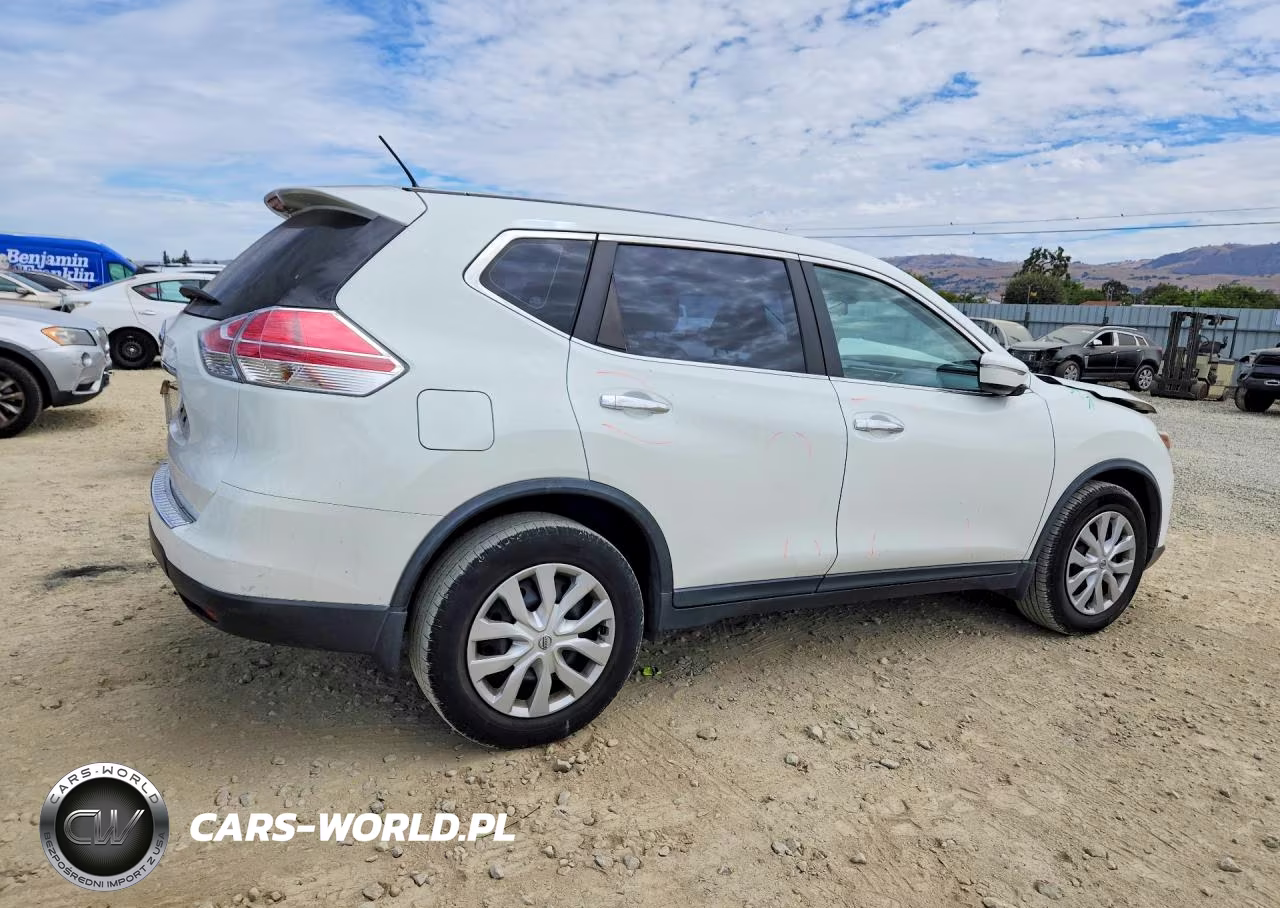 2015 Nissan Rogue S VIN:KNMAT2MTXFP566646 - 3