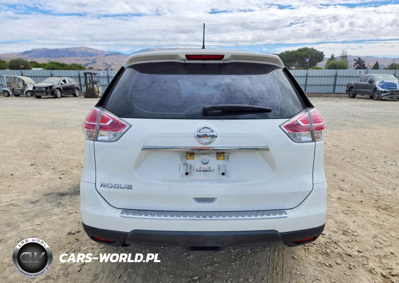2015 Nissan Rogue S VIN:KNMAT2MTXFP566646 - 6