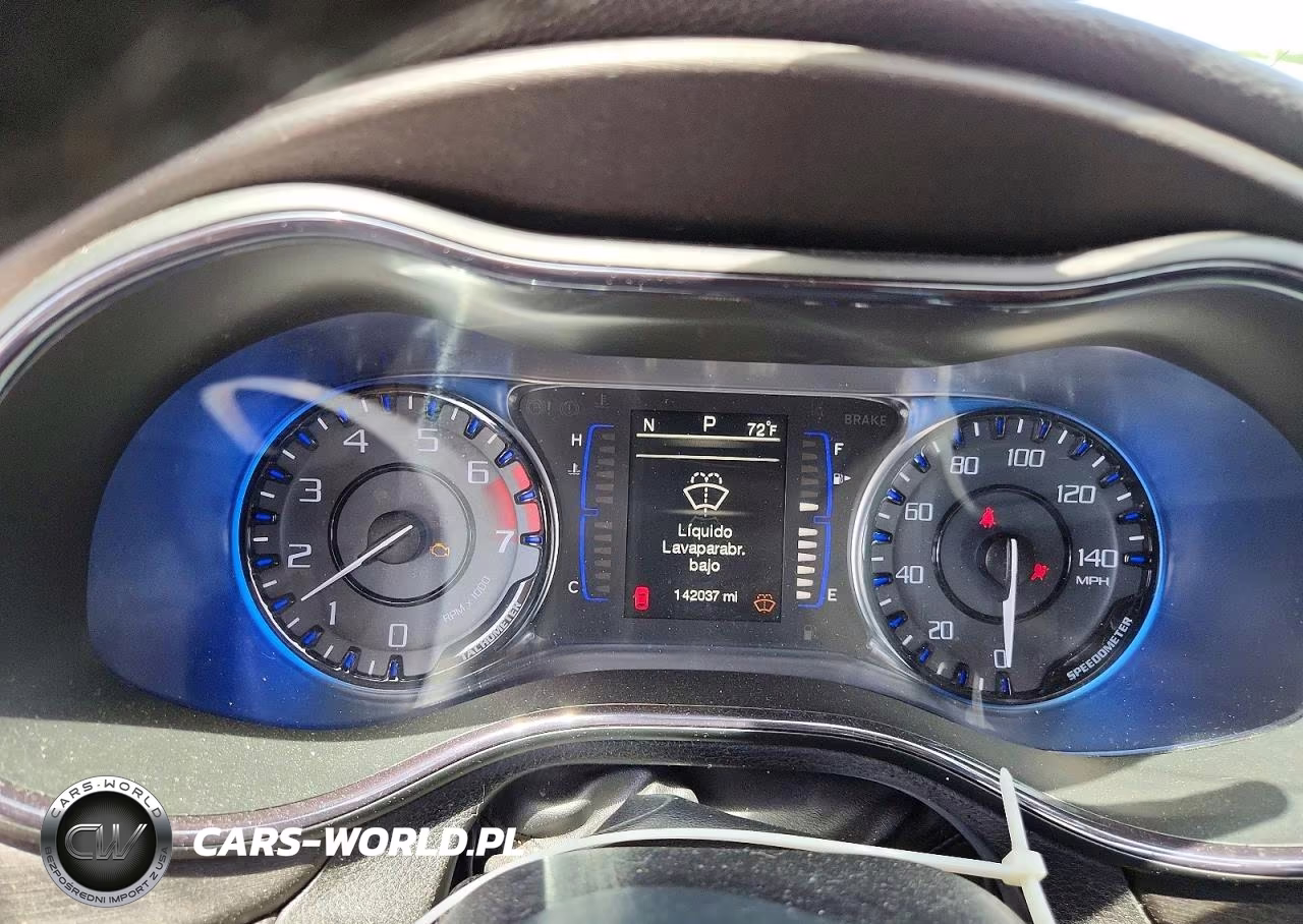 2015 Chrysler 200 S VIN:1C3CCCBB7FN760415 - 9