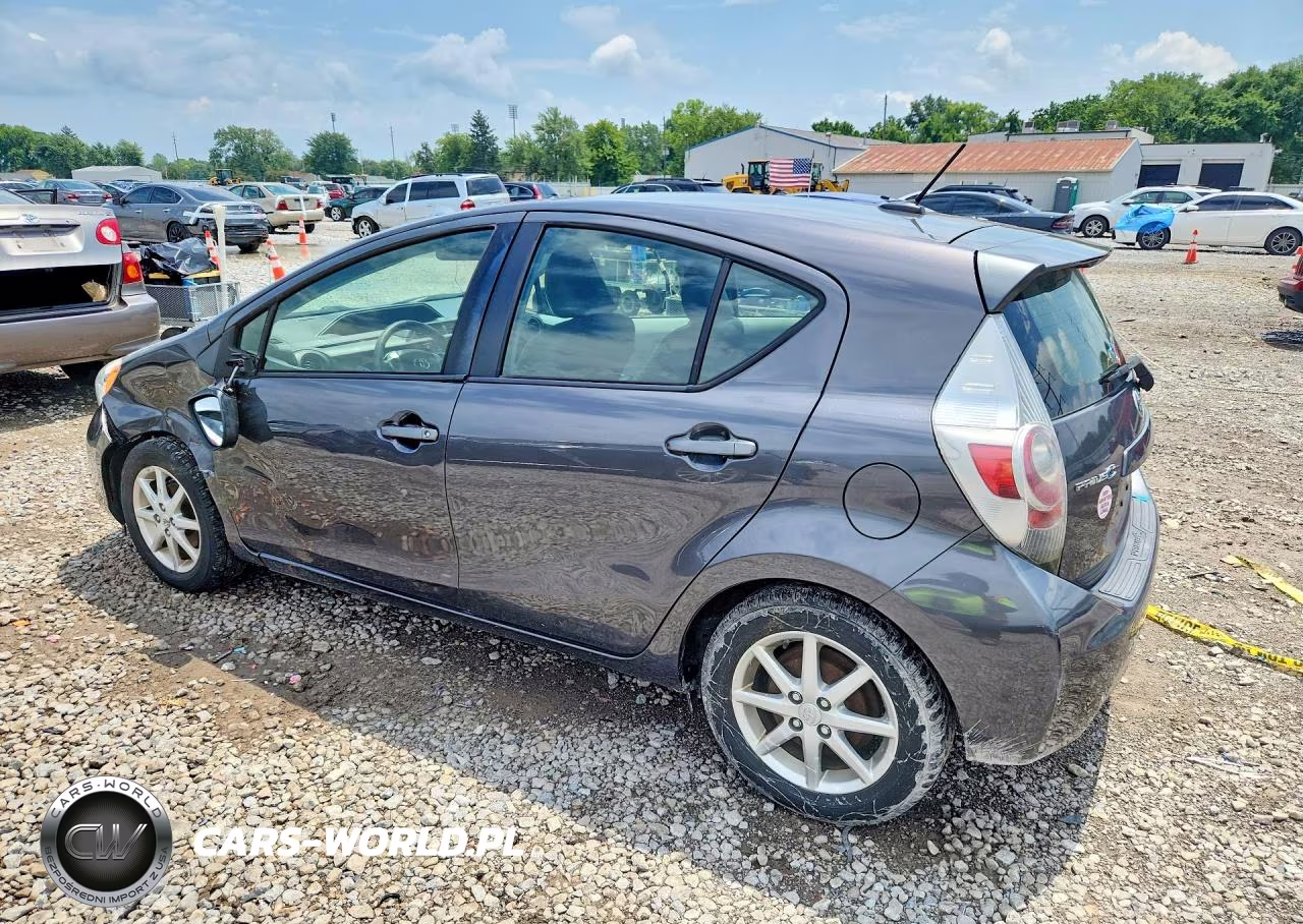 2012 Toyota Prius C Four VIN:JTDKDTB30C1013061 - 2