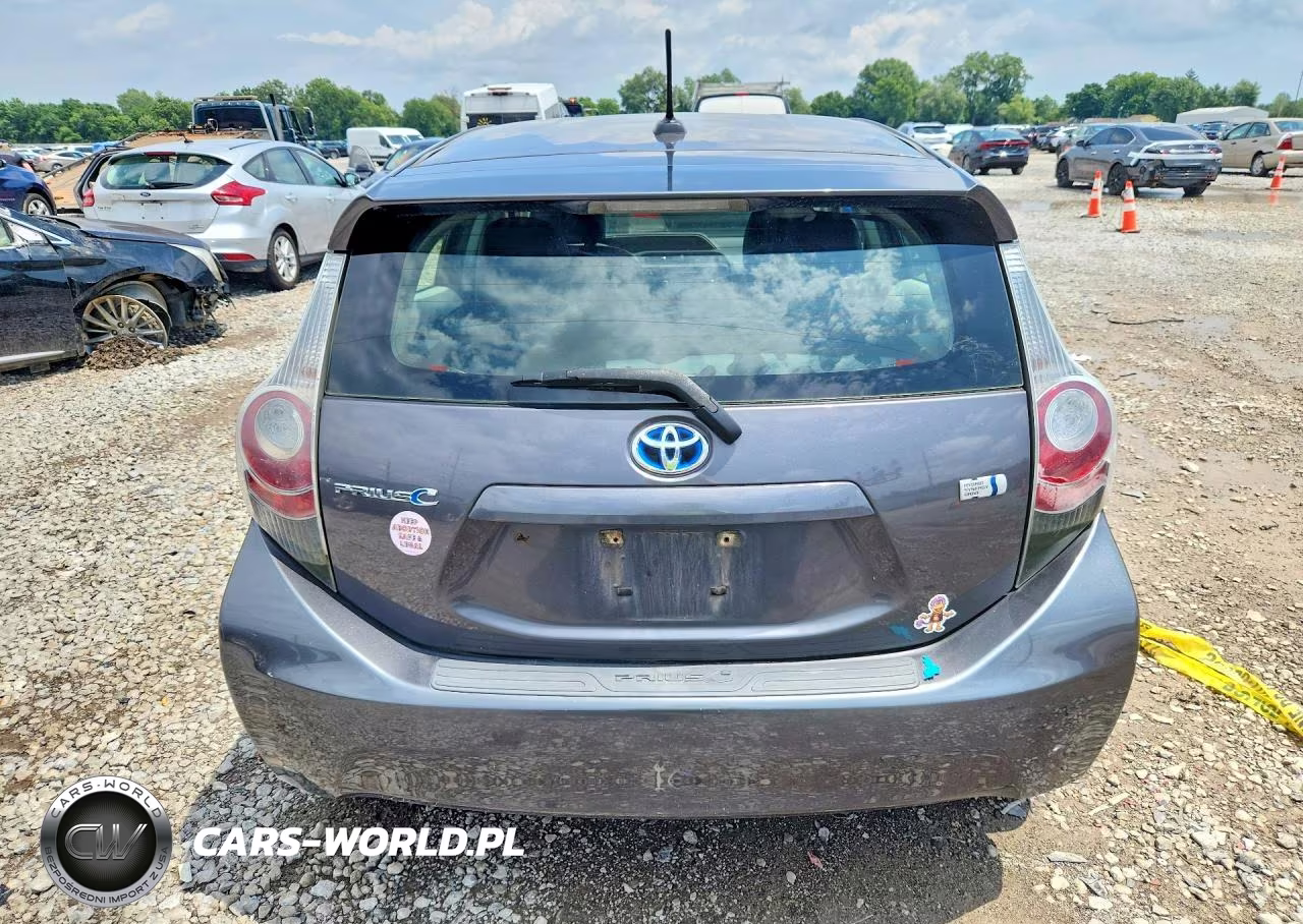 2012 Toyota Prius C Four VIN:JTDKDTB30C1013061 - 6