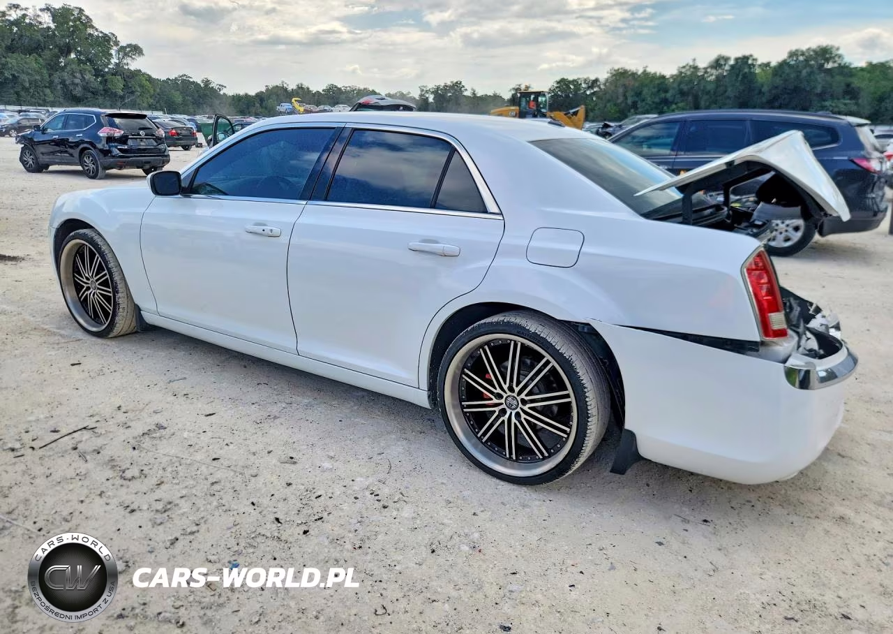 2014 Chrysler 300 VIN:2C3CCAAG8EH228356 - 2