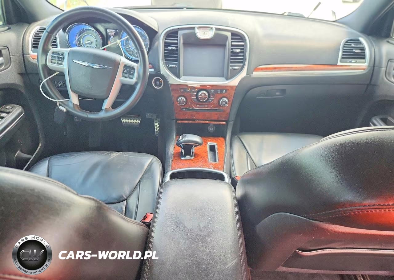 2014 Chrysler 300 VIN:2C3CCAAG8EH228356 - 8