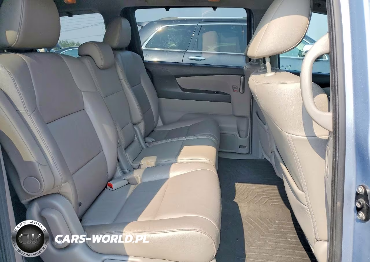 2013 Honda Odyssey Touring VIN:5FNRL5H91DB057622 - 11
