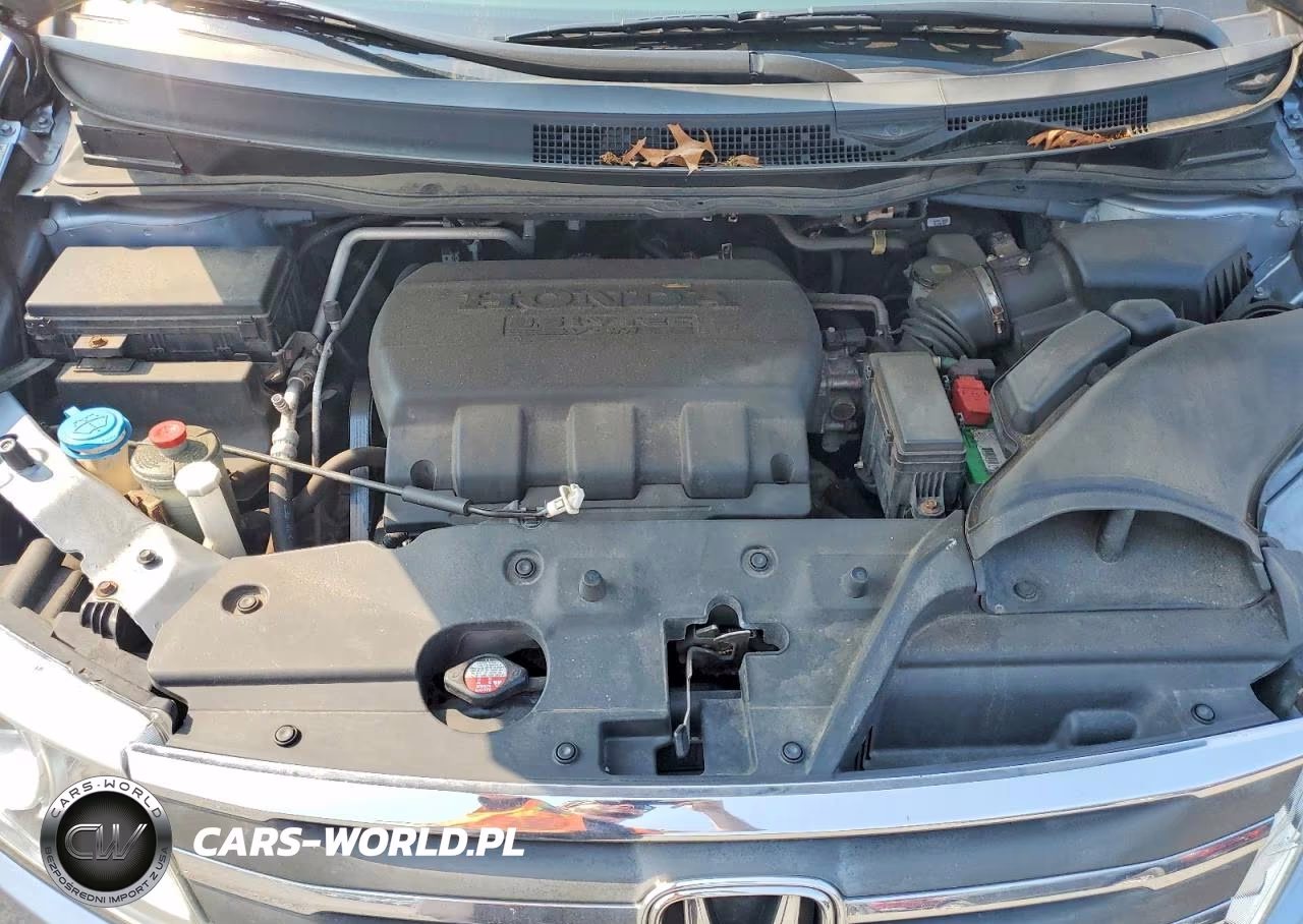 2013 Honda Odyssey Touring VIN:5FNRL5H91DB057622 - 12