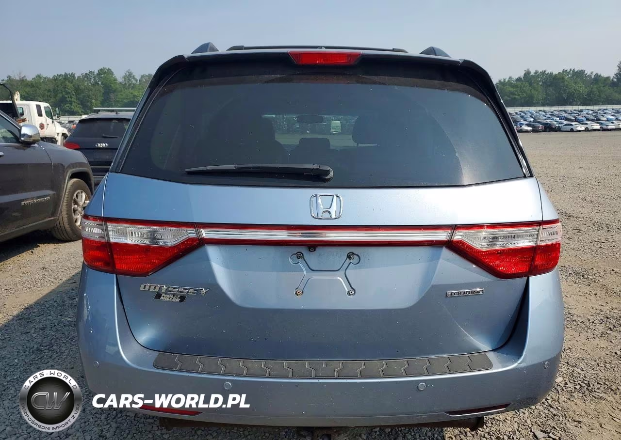 2013 Honda Odyssey Touring VIN:5FNRL5H91DB057622 - 6
