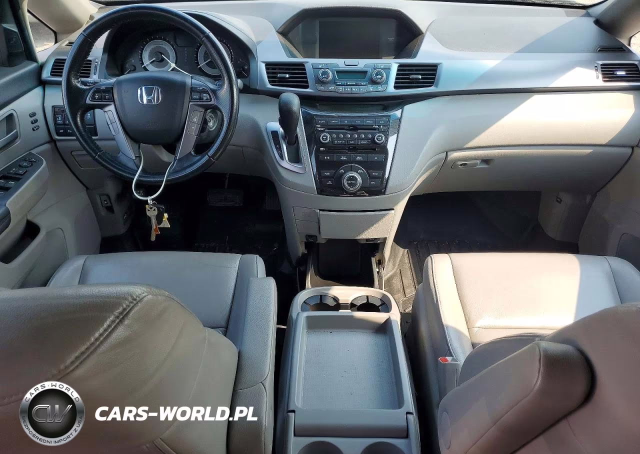 2013 Honda Odyssey Touring VIN:5FNRL5H91DB057622 - 8