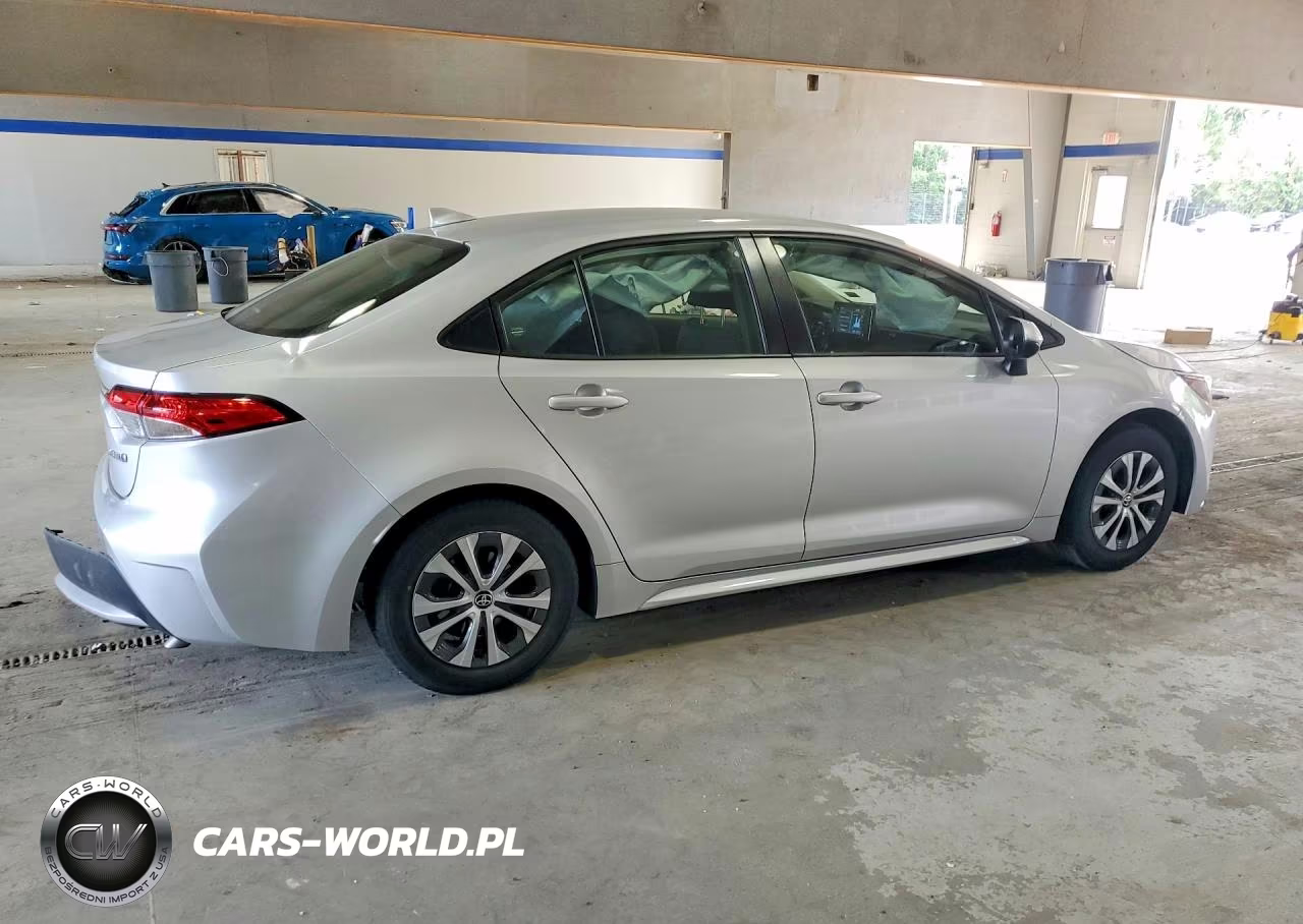 2022 Toyota Corolla Le VIN:JTDEAMDE2NJ056667 - 3