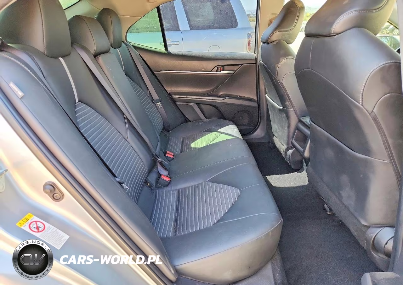 2018 Toyota Camry Se VIN:JTNB11HKXJ3012170 - 10