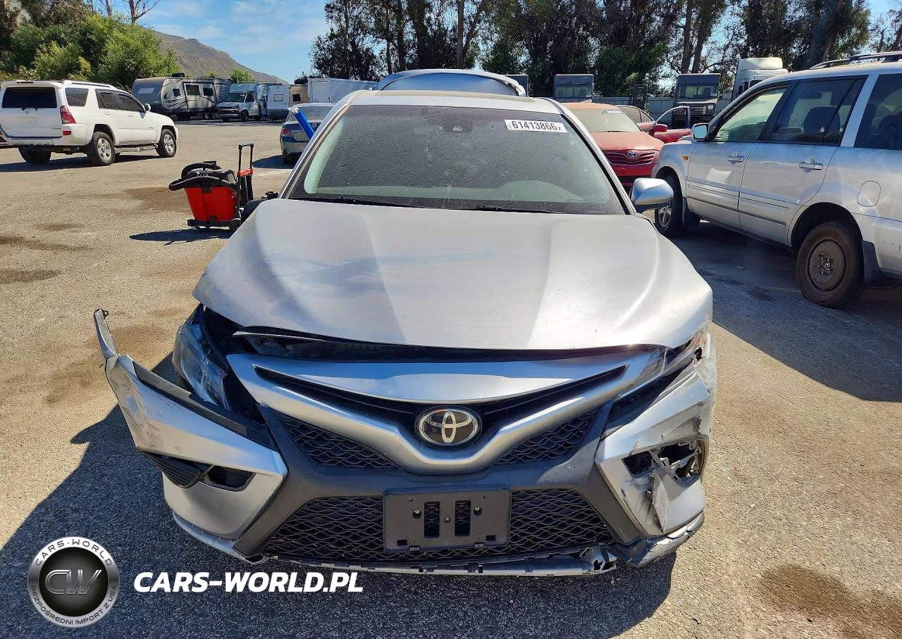 2018 Toyota Camry Se VIN:JTNB11HKXJ3012170 - 5