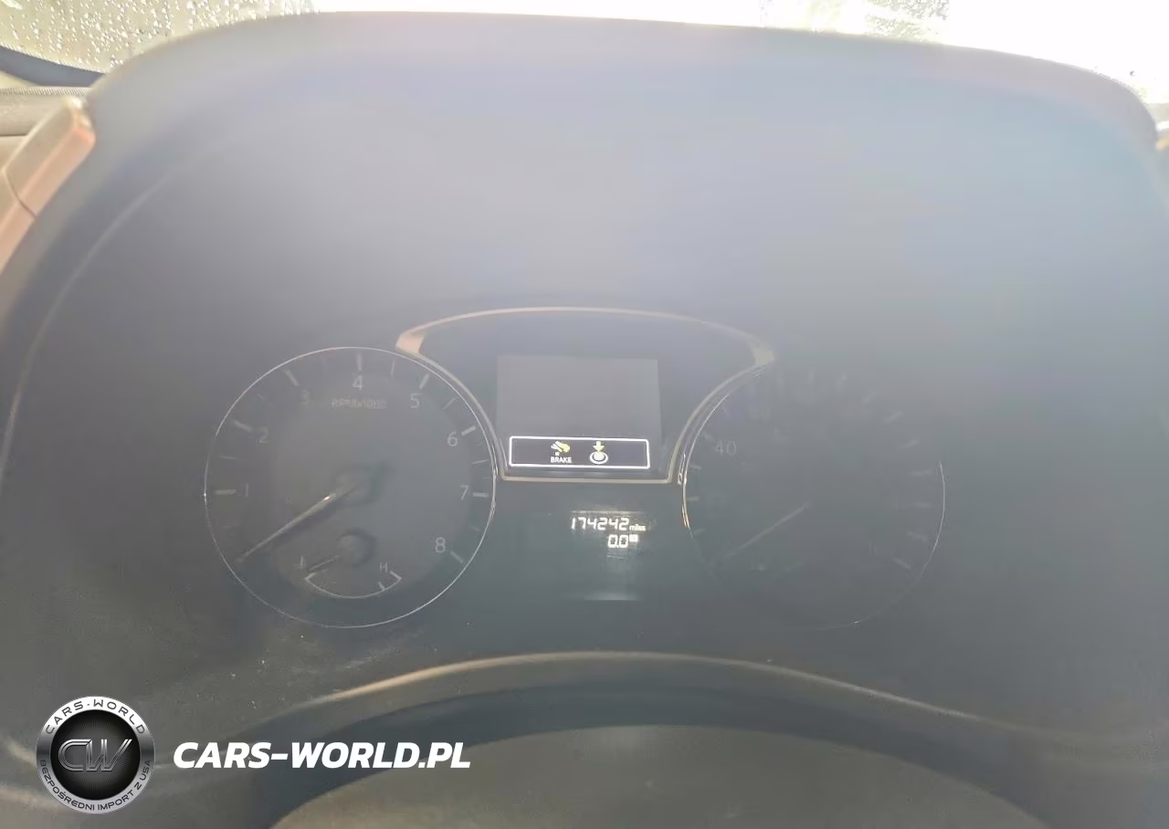 2015 Nissan Pathfinder Sl VIN:5N1AR2MM1FC632401 - 9