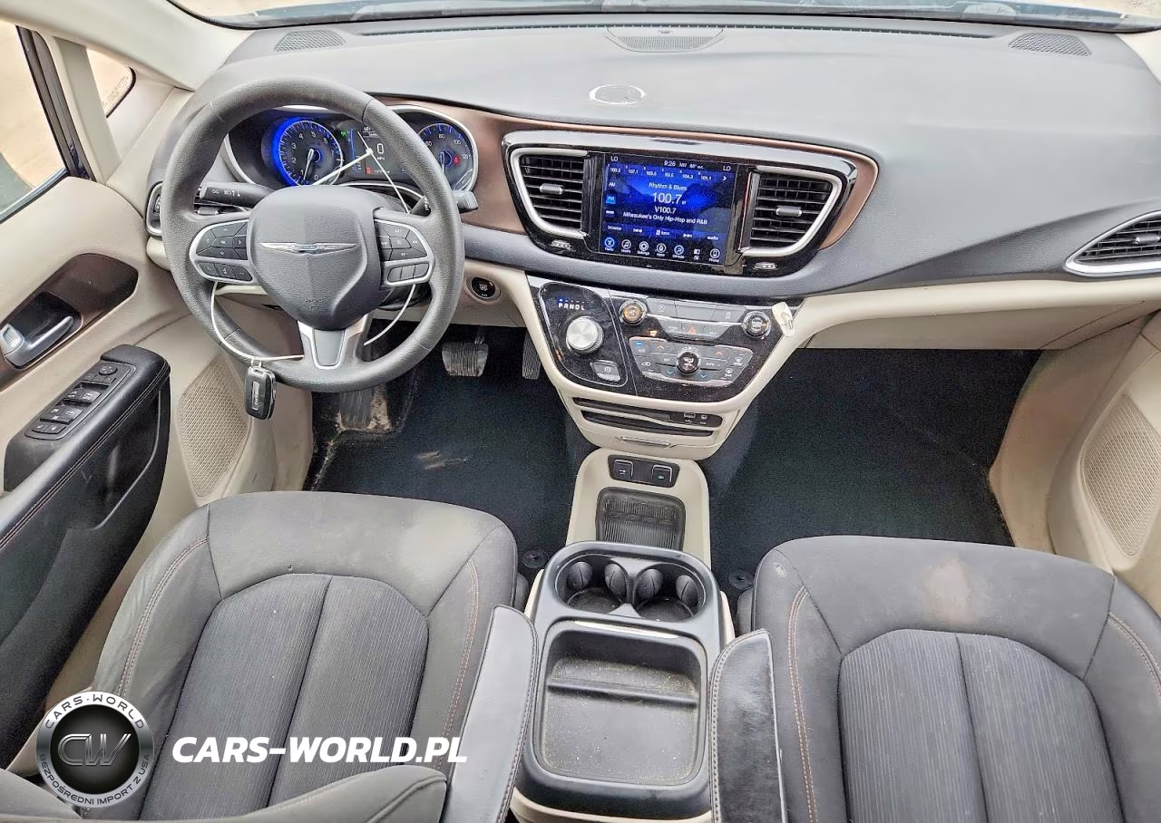 2017 Chrysler Pacifica Touring L VIN:2C4RC1BG8HR816955 - 8