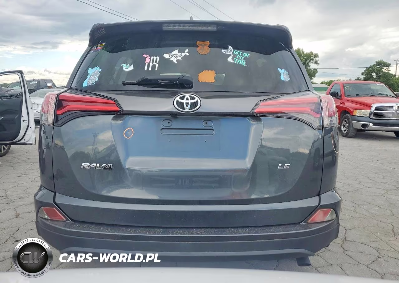 2017 Toyota Rav4 Le VIN:JTMZFREV3HJ722275 - 6