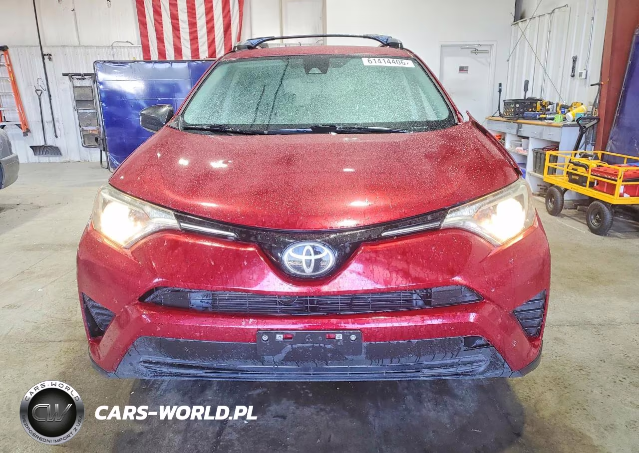 2018 Toyota Rav4 Le VIN:2T3ZFREVXJW432090 - 5