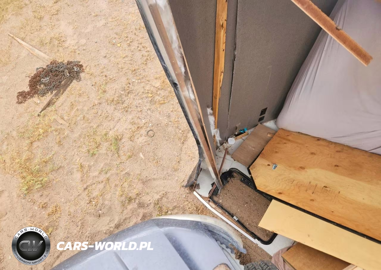 2020 Winnebago Micro Minnie Camper VIN:54CTM2J23L3049001 - 7